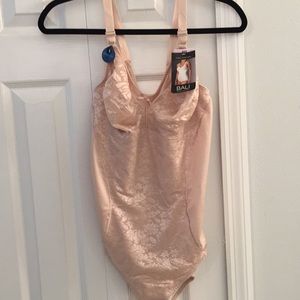 Bali 40D Shaper beige-NWT